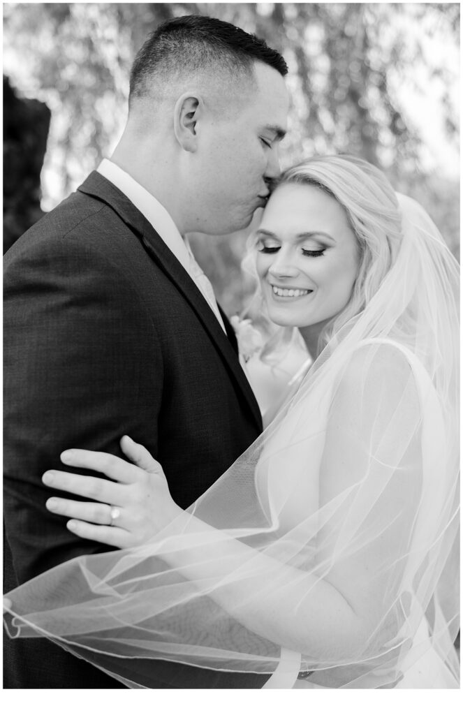 black and white wedding photos